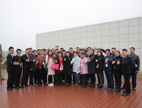 攜手并進，共創(chuàng)共贏——熱烈歡迎科恩陜西經(jīng)銷商團隊到廠參觀學(xué)習(xí)