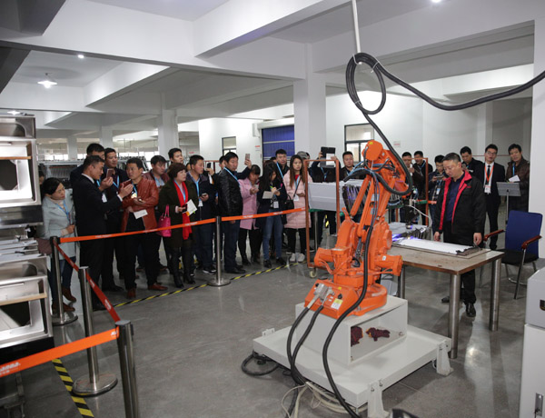 攜手并進，共創(chuàng)共贏——熱烈歡迎科恩陜西經(jīng)銷商團隊到廠參觀學(xué)習(xí)