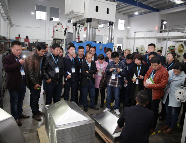 攜手并進，共創(chuàng)共贏——熱烈歡迎科恩陜西經(jīng)銷商團隊到廠參觀學(xué)習(xí)