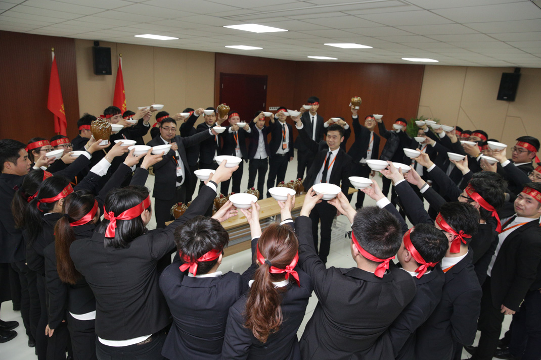 八年磨礪，劍指17——科恩電器2017年誓師大會隆重舉行