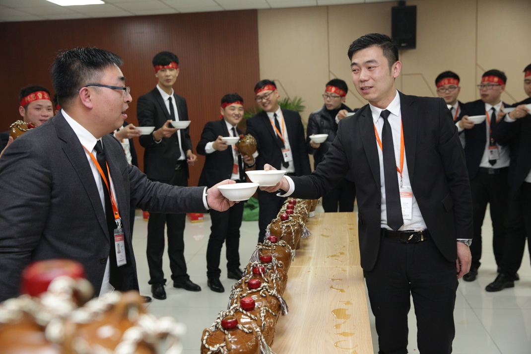 八年磨礪，劍指17——科恩電器2017年誓師大會隆重舉行