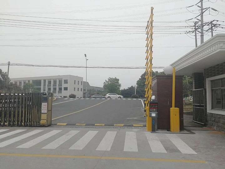 工廠車牌識別系統(tǒng)率低怎么解決？